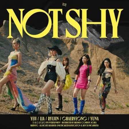 ITZY - 3rd Mini Album [Not Shy] (STANDARD Ver.) (Random)