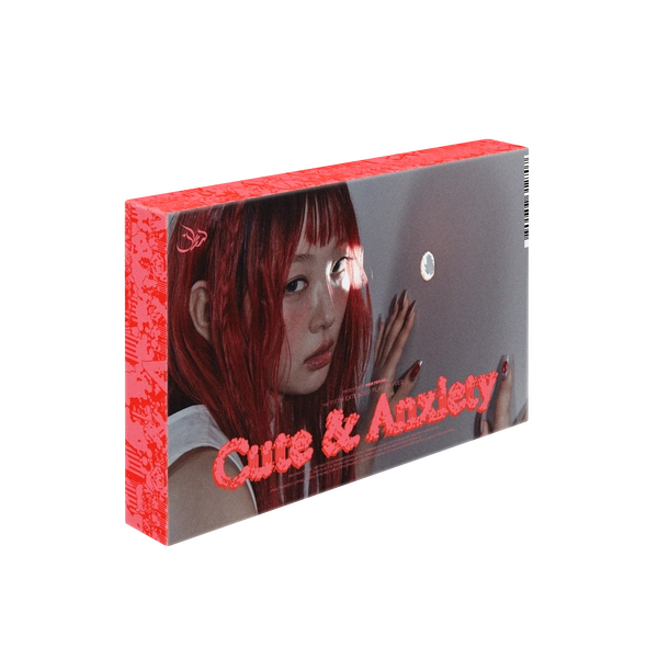 [PRE-ORDER] Yves 5th EP Album [Cute & Anxiety]